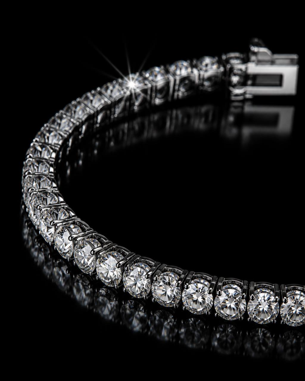 Diamond tennis bracelet in blackened white gold